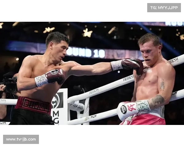 世界拳王统一战阿瓦雷兹点数胜比沃尔，完成卫冕